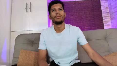 Mia online show from 10-05-25, 07:01