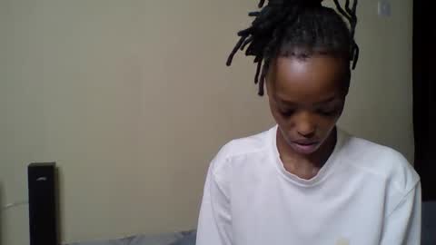 Snapshot of miami_muffin chatting on 02-26-26, 04:28 Muffin online show from 02-26-26, 04:28