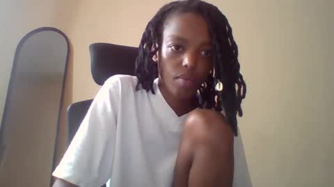 Muffin online show from 03-24-26, 12:21