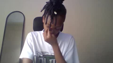 Muffin online show from 03-29-26, 03:23