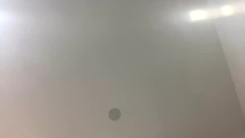 miamiclos1 online show from 10-26-25, 11:53