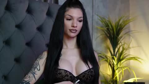  Miami  online show from 10-30-25, 05:57