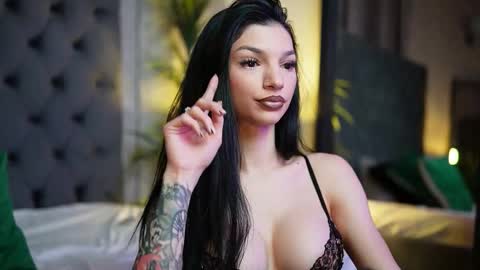  Miami  online show from 11-01-25, 05:26