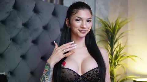  Miami  online show from 11-16-25, 06:35