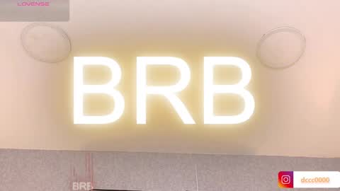 Mia  online show from 01-27-25, 03:28