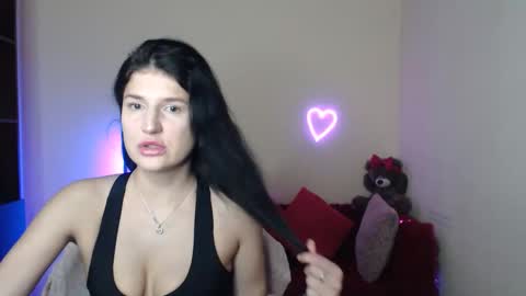 Snapshot of miamilff_sugar chatting on 02-11-26, 12:21 Alianna online show from 02-11-26, 12:21