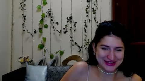 Snapshot of miamilff_sugar chatting on 03-12-26, 06:41 Alianna online show from 03-12-26, 06:41