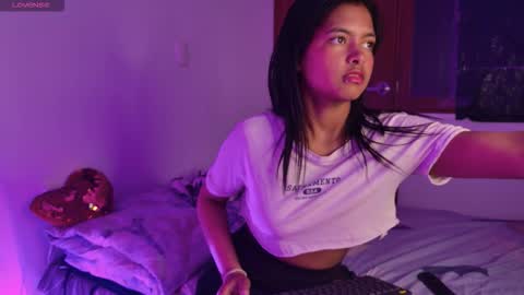 Mia Miller online show from 11-06-25, 11:59