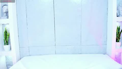 Mia Mistrex online show from 10-15-25, 04:34