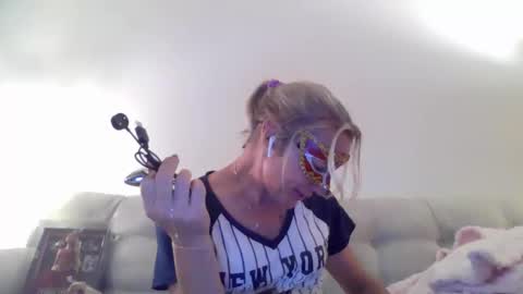 Snapshot of miamitransgirl305 chatting on 03-25-26, 02:17 miamitransgirl305 online show from 03-25-26, 02:17