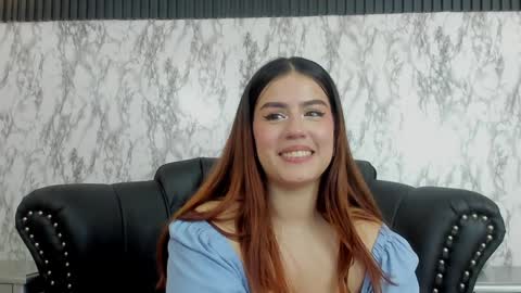 Mia   -5 7001400 Follow  online show from 01-13-25, 03:15