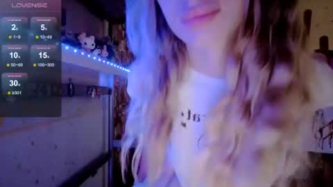 Snapshot of miamooonn chatting on 07-02-26, 05:02 MiaMoon online show from 07-02-26, 05:02