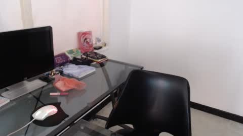 Mia Peyton   online show from 12-07-24, 02:24