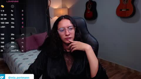 Snapshot of miaportman chatting on 12-05-24, 03:17 MIAPORTMANN online show from 12-05-24, 03:17