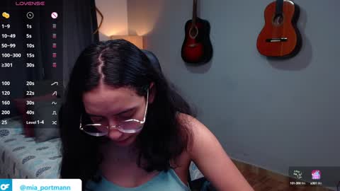 Snapshot of miaportman chatting on 01-16-25, 03:13 MIAPORTMANN online show from 01-16-25, 03:13
