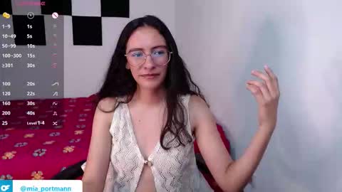 Snapshot of miaportman chatting on 09-14-25, 03:55 MIAPORTMANN online show from 09-14-25, 03:55