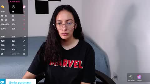 Snapshot of miaportman chatting on 10-26-25, 03:07 MIAPORTMANN online show from 10-26-25, 03:07