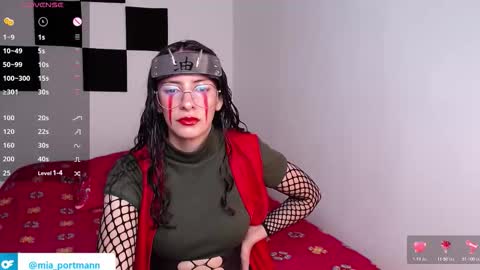 Snapshot of miaportman chatting on 11-09-25, 02:48 MIAPORTMANN online show from 11-09-25, 02:48