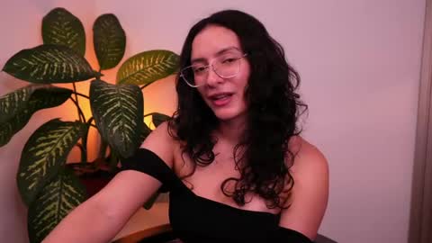 MIAPORTMANN online show from 05-23-26, 03:23