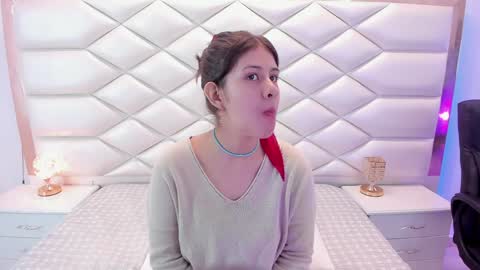 Sweetie Mia online show from 02-05-25, 12:27