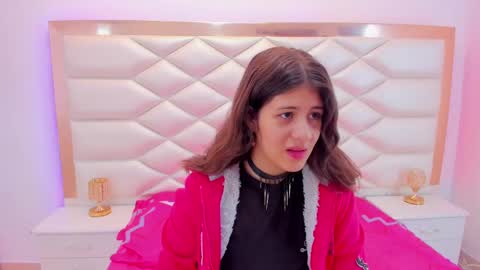 Sweetie Mia online show from 03-07-25, 12:23