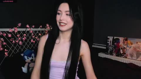 Snapshot of miarielle chatting on 05-01-26, 05:50 Liz online show from 05-01-26, 05:50