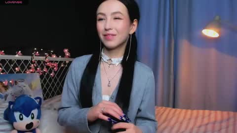 Snapshot of miarielle chatting on 05-31-26, 04:25 Liz online show from 05-31-26, 04:25