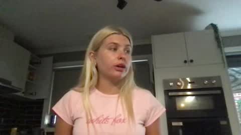 mia online show from 01-06-25, 04:36