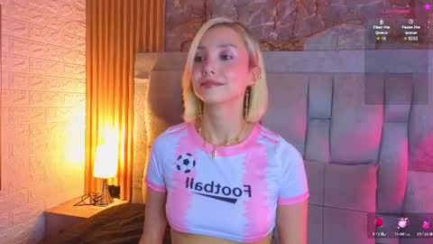 Snapshot of miaroldan chatting on 06-25-26, 12:09 miaroldan online show from 06-25-26, 12:09