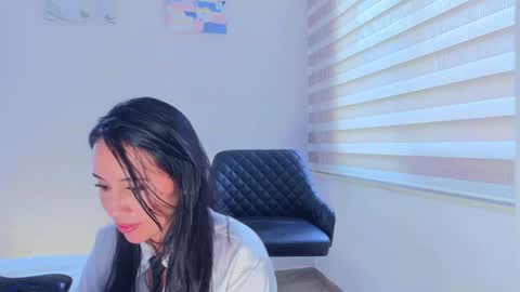 Snapshot of miarouss3 chatting on 03-10-25, 06:56 My name is Mia Please say hello I like to chat with you. If you have requests or dirty talk please use tip online show from 03-10-25, 06:56