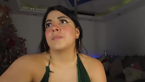 Snapshot of miasavagex18 chatting on 01-11-25, 06:35 MiaHancock online show from 01-11-25, 06:35