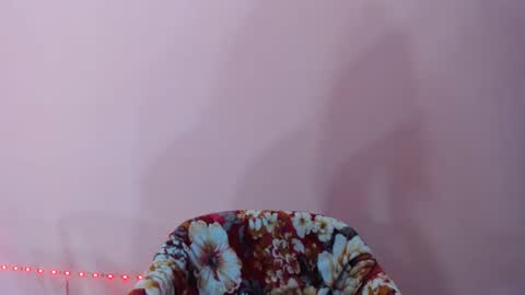 Snapshot of miasexxxydoll chatting on 10-07-25, 08:39 miasexxxydoll online show from 10-07-25, 08:39