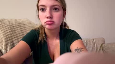 Snapshot of miasmith_001 chatting on 05-31-26, 02:20 miasmith_001 online show from 05-31-26, 02:20