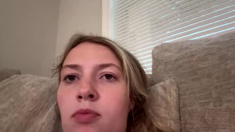 Snapshot of miasmith_001 chatting on 06-08-26, 10:43 miasmith_001 online show from 06-08-26, 10:43