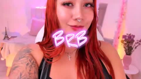 Snapshot of miathaylor chatting on 05-02-26, 03:55 Mia Thaylor online show from 05-02-26, 03:55