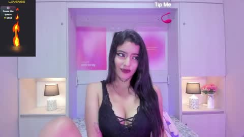miaturnerr_ online show from 04-28-26, 04:17