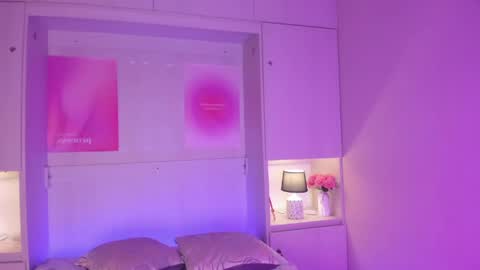miaturnerr_ online show from 05-20-26, 04:18