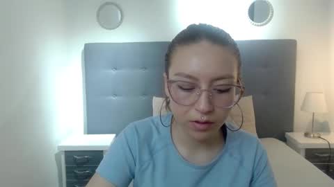 mia vega online show from 01-09-26, 07:59