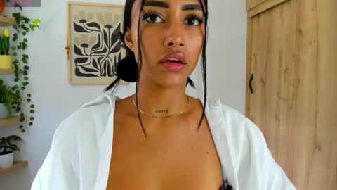 Mia Velvet  online show from 04-03-26, 05:00