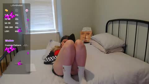 Snapshot of miawallace__ chatting on 02-11-25, 03:08 Mia online show from 02-11-25, 03:08