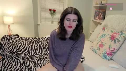 Snapshot of miawallace__ chatting on 09-13-25, 08:52 Mia online show from 09-13-25, 08:52