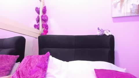 MiaWeiss online show from 12-11-24, 10:16