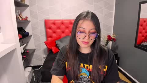 Snapshot of miawils_ chatting on 01-22-25, 08:06 M I A W I L S online show from 01-22-25, 08:06