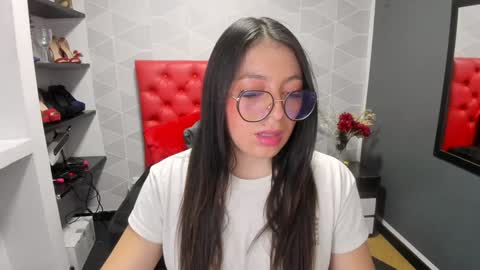 Snapshot of miawils_ chatting on 01-27-25, 11:00 M I A W I L S online show from 01-27-25, 11:00