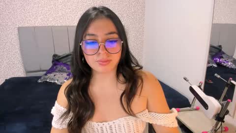 Snapshot of miawils_ chatting on 02-02-25, 03:21 M I A W I L S online show from 02-02-25, 03:21