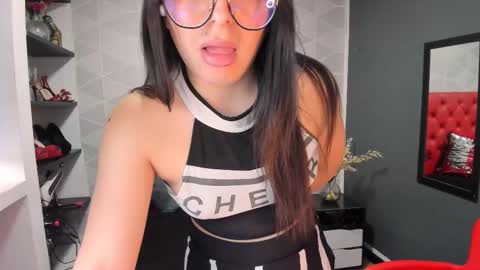 Snapshot of miawils_ chatting on 02-18-25, 10:03 M I A W I L S online show from 02-18-25, 10:03