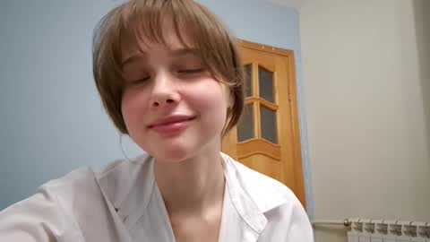 Snapshot of micasulejmanovski chatting on 10-01-25, 04:24 Luna online show from 10-01-25, 04:24