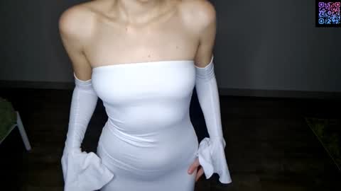 Snapshot of micasulejmanovski chatting on 11-24-25, 05:56 Luna online show from 11-24-25, 05:56