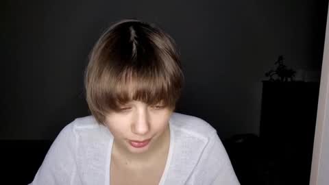 Snapshot of micasulejmanovski chatting on 12-01-25, 05:18 Luna online show from 12-01-25, 05:18