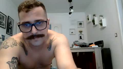 Snapshot of mich6921 chatting on 07-20-26, 05:15 MILO MIAMI online show from 07-20-26, 05:15